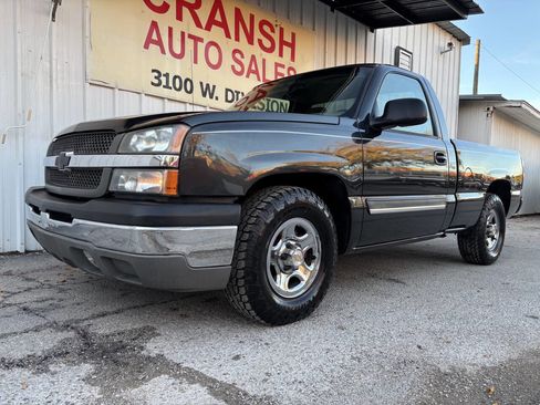 Used 2004 Chevrolet Silverado 1500 2WD Regular Cab image 4