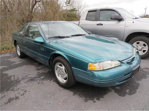 Used 1996 Ford Thunderbird LX RWD image 15