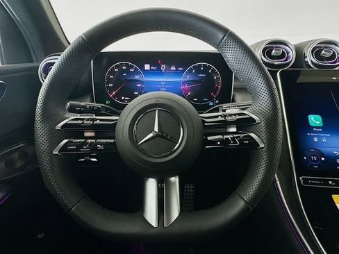 Used 2026 Mercedes-Benz GLC 300 image 11