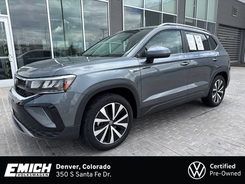 Certified 2023 Volkswagen Taos SE w/ Panoramic Sunroof Package AWD/4WD image 1