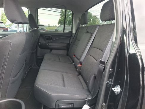 Used 2025 Honda Ridgeline Sport image 10