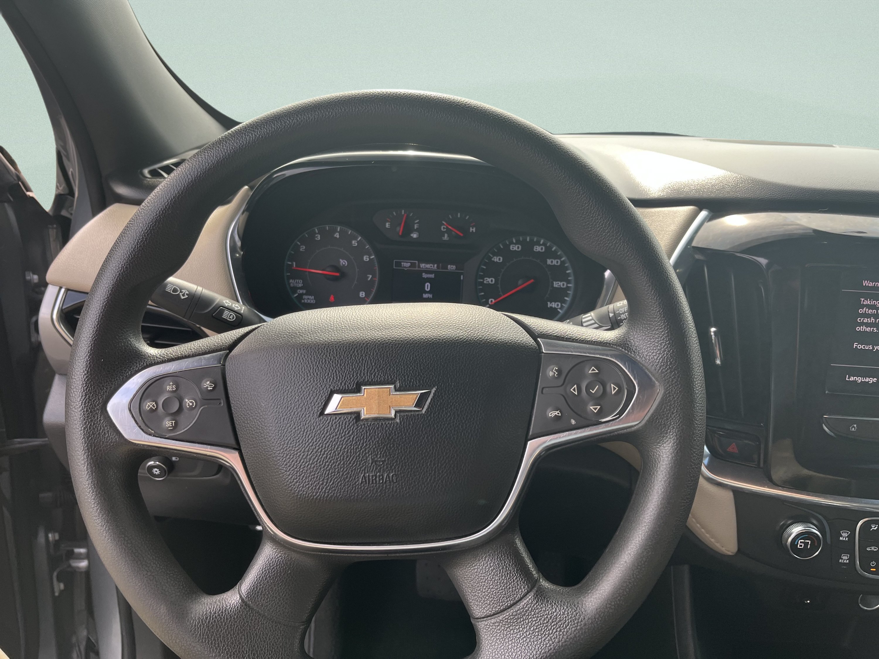 Used 2023 Chevrolet Traverse LS FWD image 17