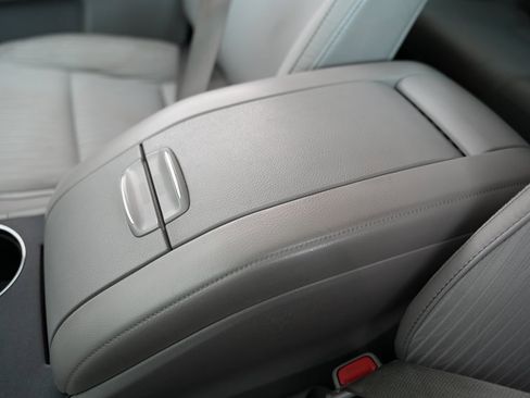 Used 2018 Toyota Highlander Plus image 31