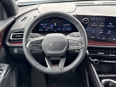 New 2026 Chevrolet Traverse Z71 w/ Driver Confidence Package image 25