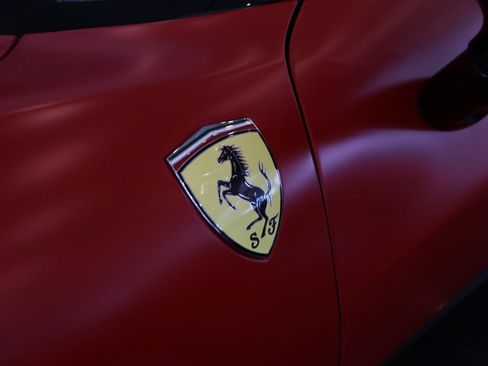 Used 2024 Ferrari 296 GTS RWD image 13