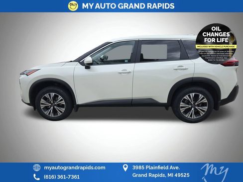 Used 2023 Nissan Rogue SV AWD/4WD image 4