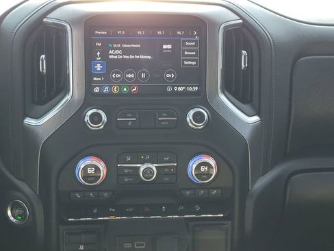 Used 2020 GMC Sierra 2500 Denali w/ Technology Package image 23