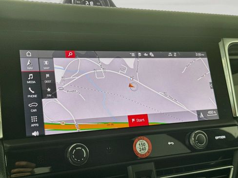 Certified 2026 Porsche Macan Turbo AWD/4WD image 18