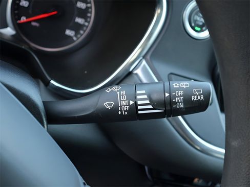 Used 2022 Chevrolet Blazer LT image 30