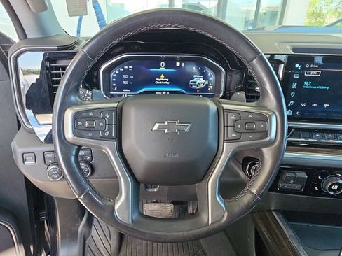 Used 2022 Chevrolet Silverado 1500 LT Trail Boss w/ Convenience Package II AWD/4WD image 20