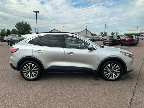 Used 2020 Ford Escape Titanium AWD/4WD image 35
