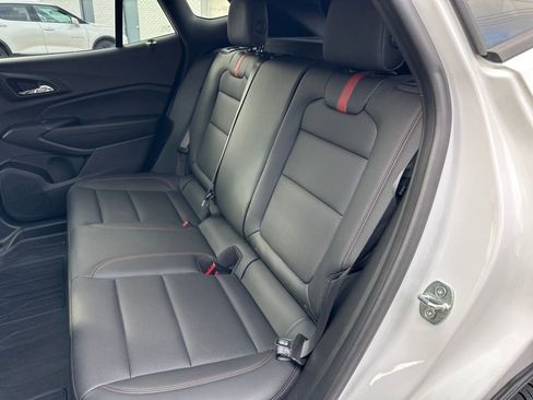 Certified 2024 Chevrolet Trax RS w/ Driver Confidence Package image 30