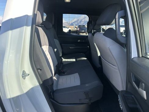 Used 2025 Toyota Tacoma TRD Off-Road image 18