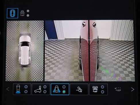 Used 2026 GMC Yukon Denali w/ Denali Reserve Package image 25