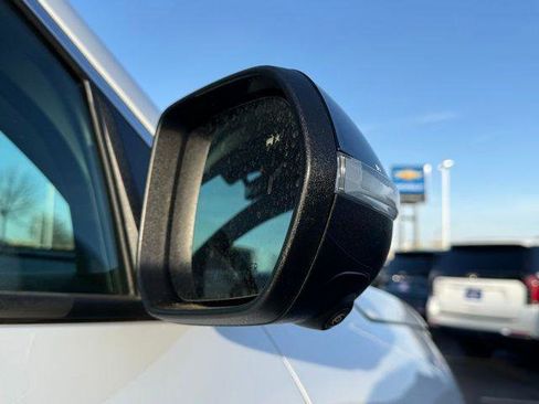 New 2026 Chevrolet Traverse LT w/ Driver Confidence Package FWD image 15