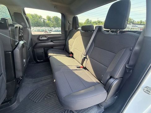 Used 2025 Chevrolet Silverado 2500 LT AWD/4WD image 27
