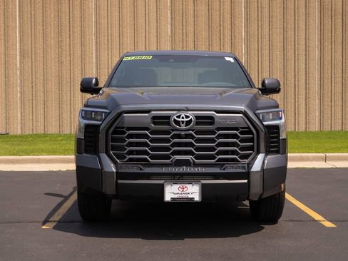 Used 2025 Toyota Tundra Platinum w/ TRD Off-Road Package AWD/4WD image 3