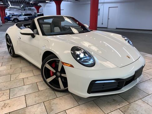 Used 2020 Porsche 911 Carrera 4S AWD/4WD image 7