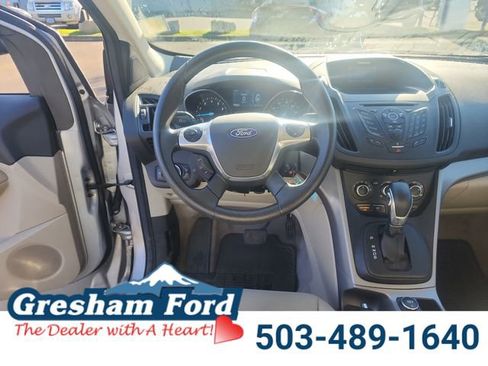 Used 2015 Ford Escape SE image 15