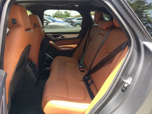 New 2026 Jaguar F-PACE R-Dynamic S image 17