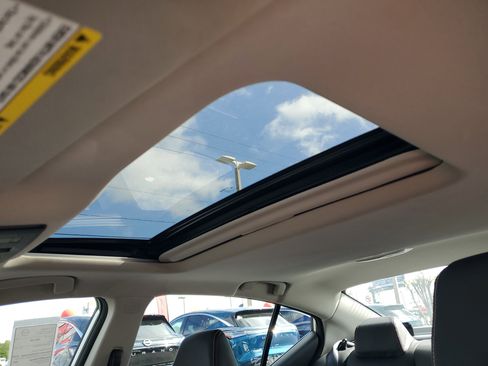 Certified 2023 Nissan Altima 2.5 SR w/ SR Premium Package image 25