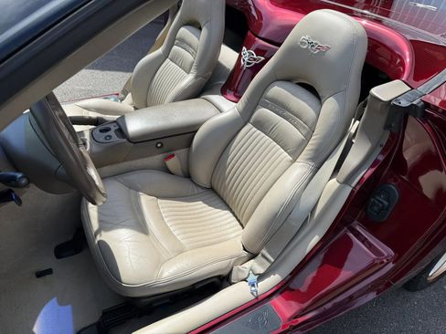 Used 2003 Chevrolet Corvette Convertible w/ Preferred Equipment Group1 image 25