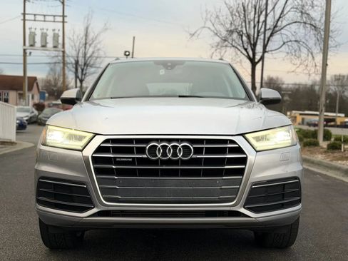 Used 2018 Audi Q5 2.0T Premium Plus w/ Premium Plus Package AWD/4WD image 9