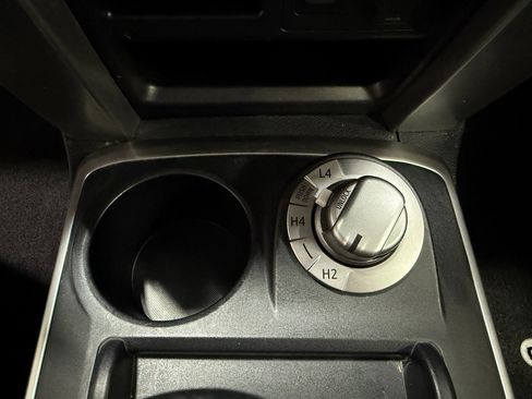 Used 2019 Toyota 4Runner SR5 Premium image 15