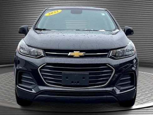 Used 2022 Chevrolet Trax LS w/ Tint and Cruise Package image 2
