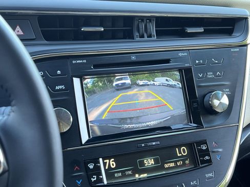 Used 2017 Toyota Avalon XLE FWD image 17