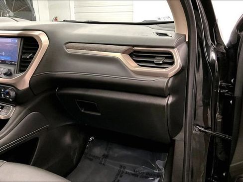 Used 2023 GMC Acadia Denali w/ Black Diamond Edition AWD/4WD image 19