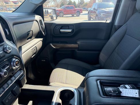 Used 2019 GMC Sierra 1500 Elevation w/ Elevation Value Package image 10