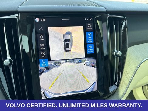 Certified 2024 Volvo XC60 T8 Plus w/ Protection Package Premier AWD/4WD image 21