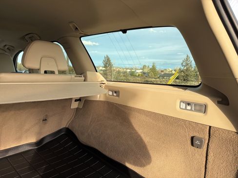 Used 2013 Volvo XC70 T6 image 22