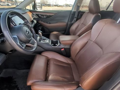 Used 2022 Subaru Outback Touring AWD/4WD image 12