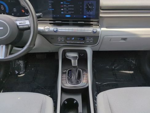 Used 2025 Hyundai Kona SEL AWD/4WD image 18