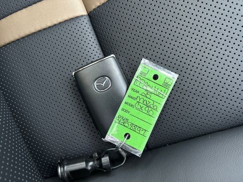 Used 2025 MAZDA CX-90 Plug-In Hybrid w/ Premium Plus image 37