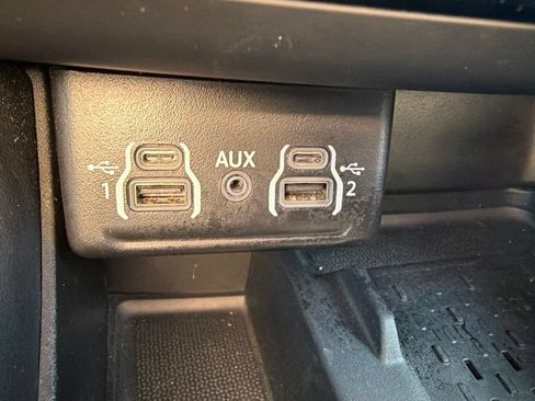 Used 2025 Dodge Durango GT AWD/4WD image 20