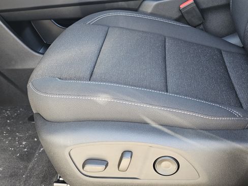 New 2026 Chevrolet Traverse LT FWD image 17
