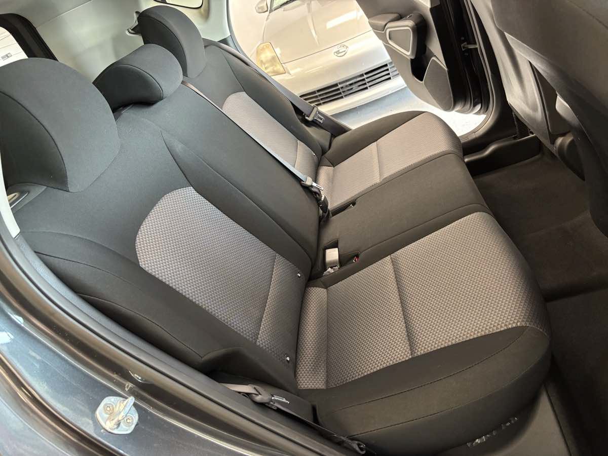 Used 2022 Kia Soul LX FWD image 46