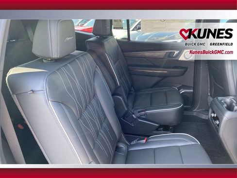 New 2026 Buick Enclave Avenir w/ Super Cruise Package FWD image 46