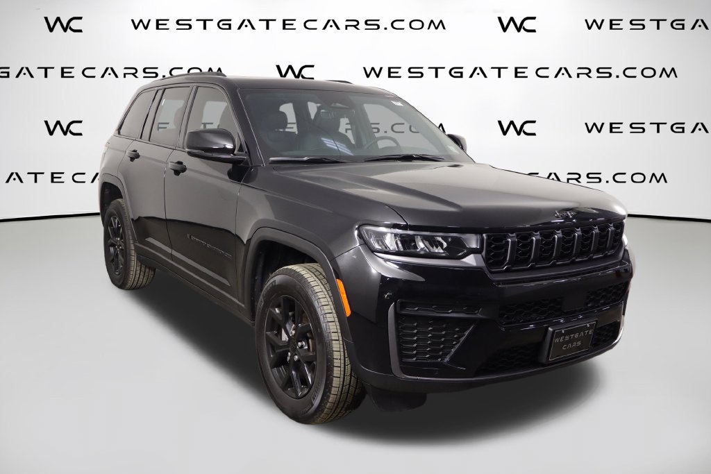 Used 2026 Jeep Grand Cherokee Altitude AWD/4WD image 44