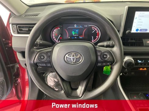 Used 2024 Toyota RAV4 LE AWD/4WD image 7