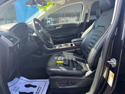 Used 2024 Ford Edge SEL image 11