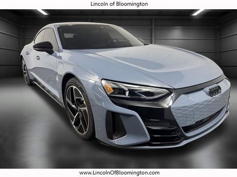 Used 2024 Audi RS e-tron GT w/ Carbon Performance Package AWD/4WD image 8