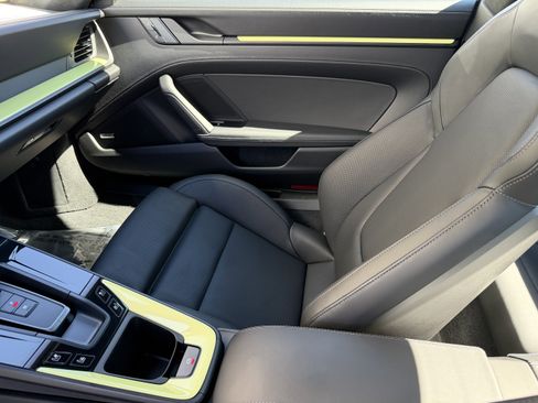 Certified 2025 Porsche 911 Carrera 4 GTS image 18