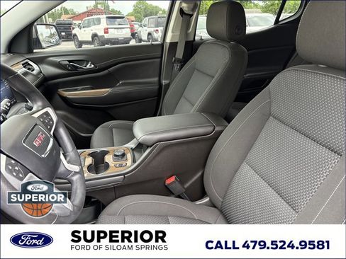Used 2023 GMC Acadia SLE w/ Driver Convenience Package FWD image 6