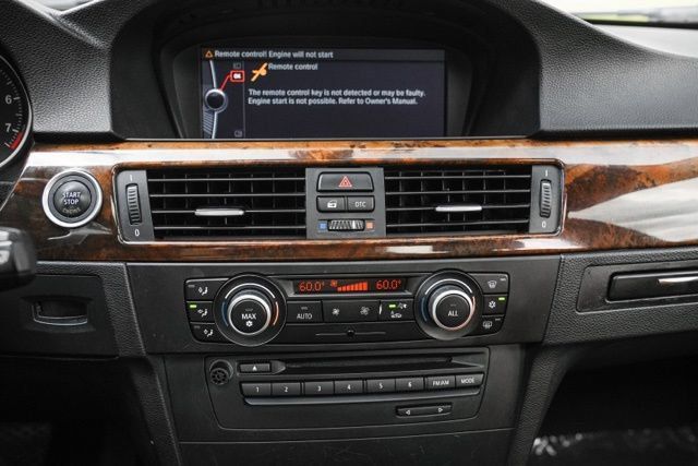 Used 2010 BMW 328i Sedan RWD image 26