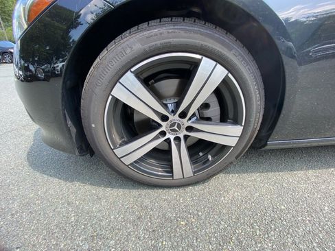 Used 2025 Mercedes-Benz C 300 4MATIC Sedan image 27