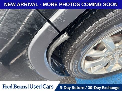 Used 2017 Jeep Cherokee Limited w/ Luxury Group AWD/4WD image 6